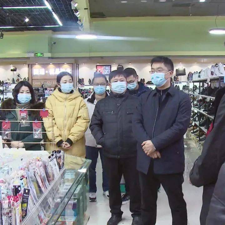 杨绪春带队检查重点行业及场所疫情防控工作_进行_制度_防控