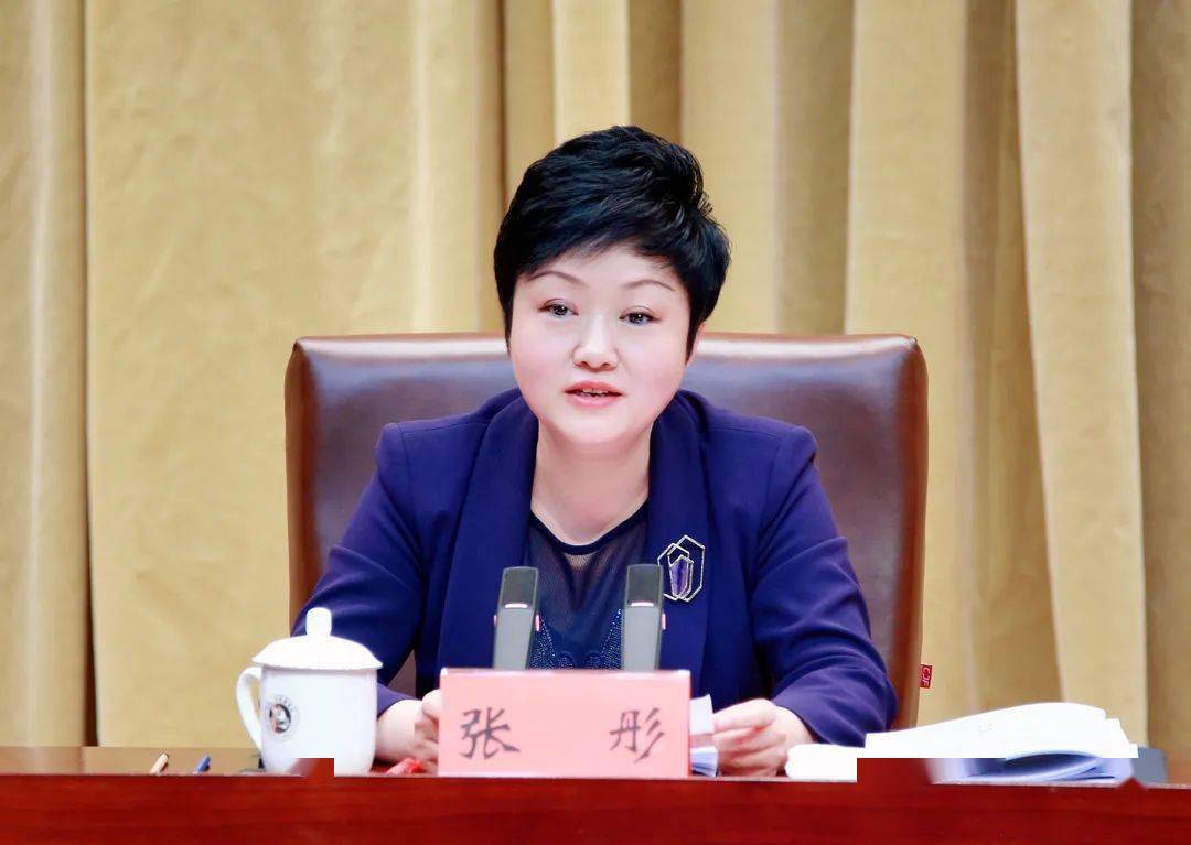 1月17日,省人社厅在南京召开全省人社系统学习贯彻中央和省委人才工作