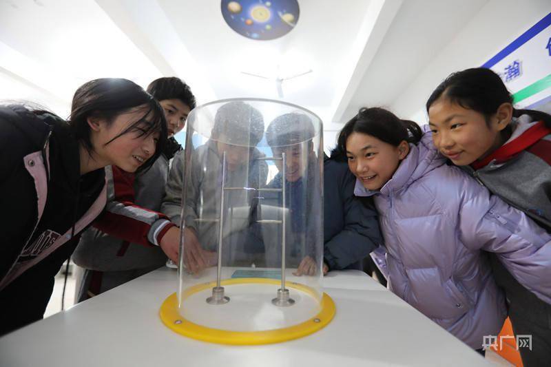 农村“梦想课堂”让山里娃体验科普魅力