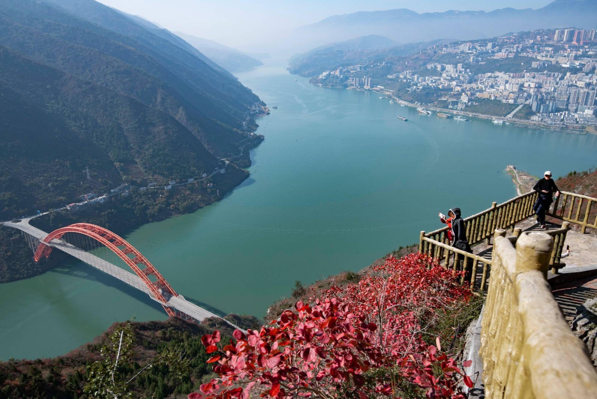 聚焦重庆两会巫山加快建设生态优先新高地绿色发展示范区