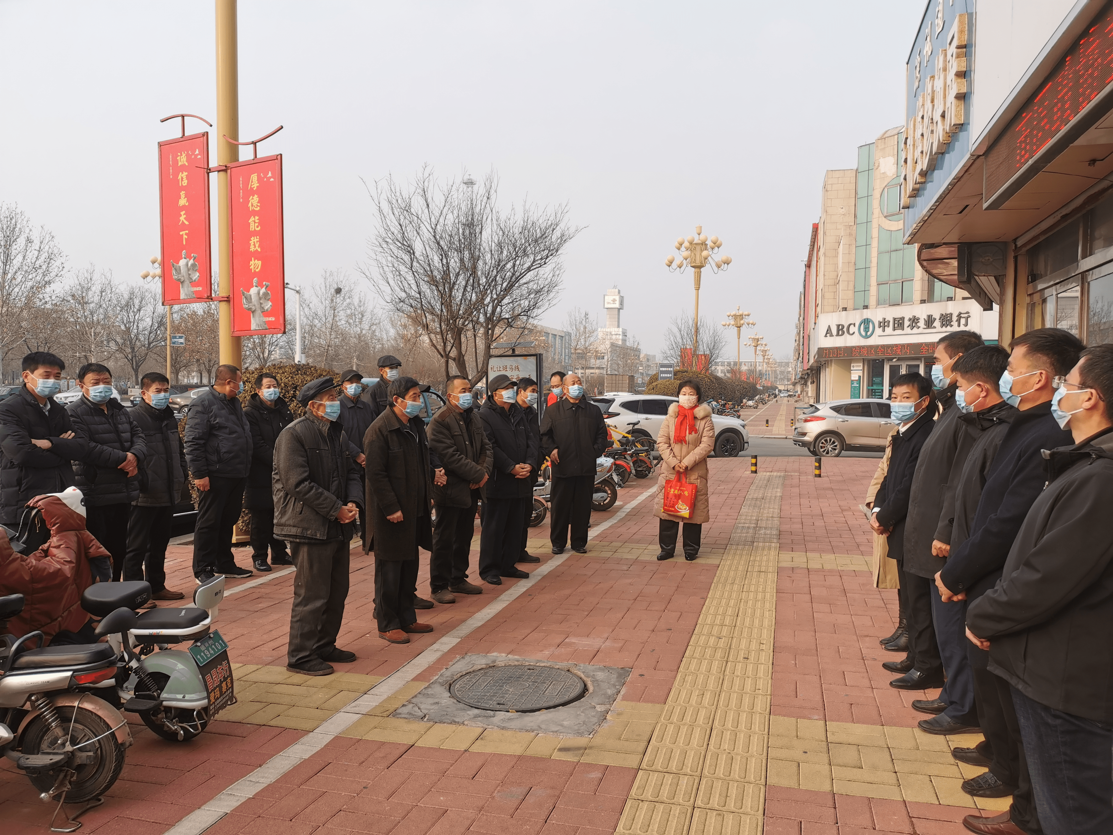 迎新春暖冬行动巧济堂药业慰问德州陵城区退伍老兵