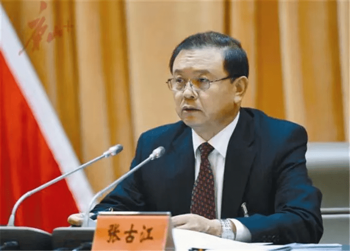 张古江长期在河北省工作,担任过承德市委副书记,市长,河北省委组织部