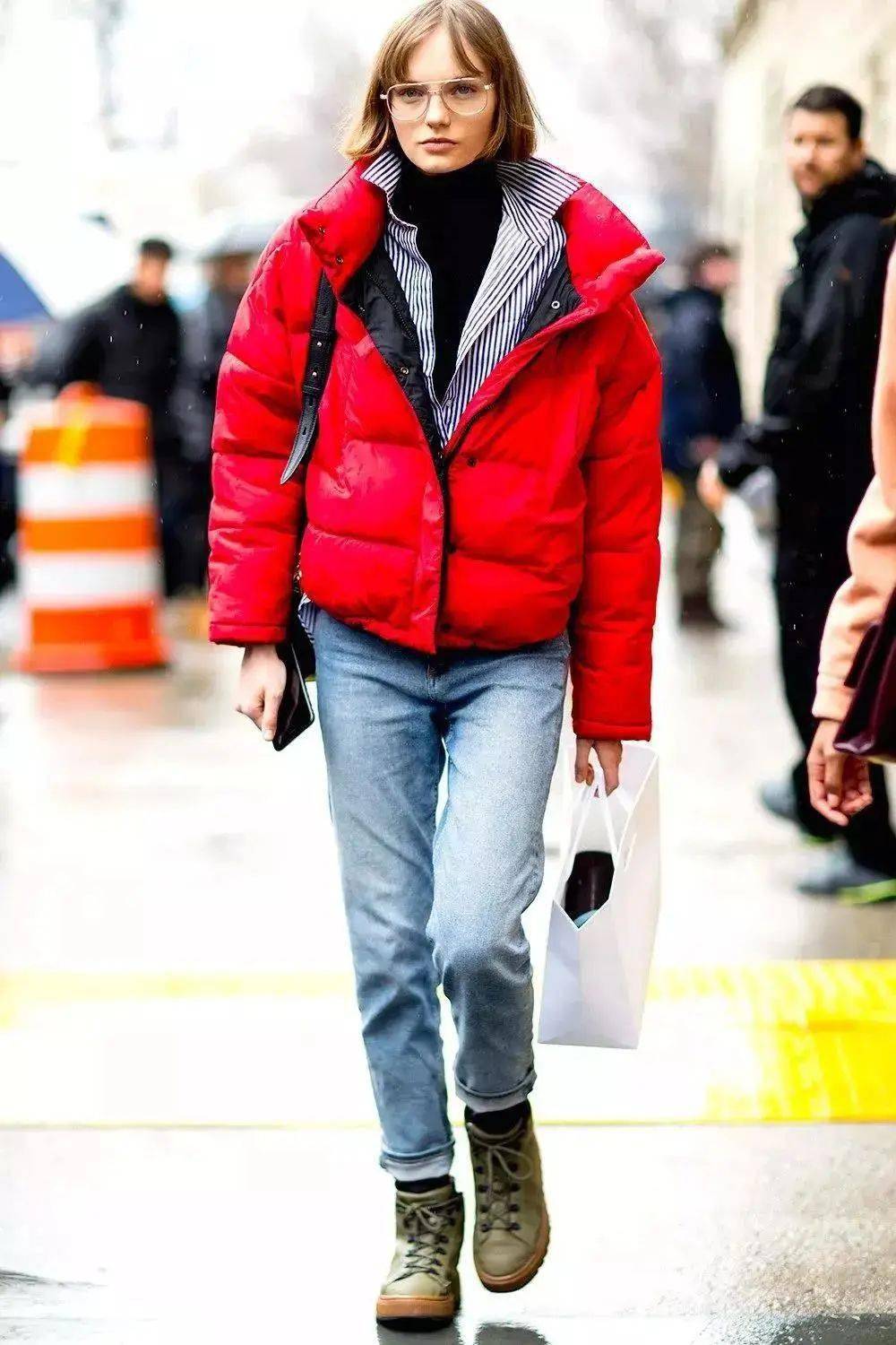 身材 “大衣”失宠了？现在流行这么穿！保暖又显瘦！