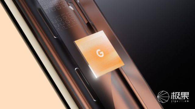 谷歌折叠手机泄露！抄袭中国创意，相机大缩水，售价直接劝退...