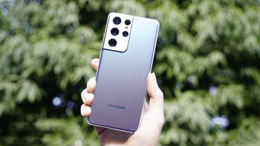 不过考虑到现在上一代三星galaxy s21 ultra在降下大价格清仓,所以