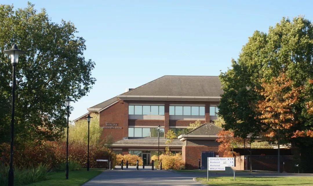 最近三年华威大学本科录取了多少中国学生