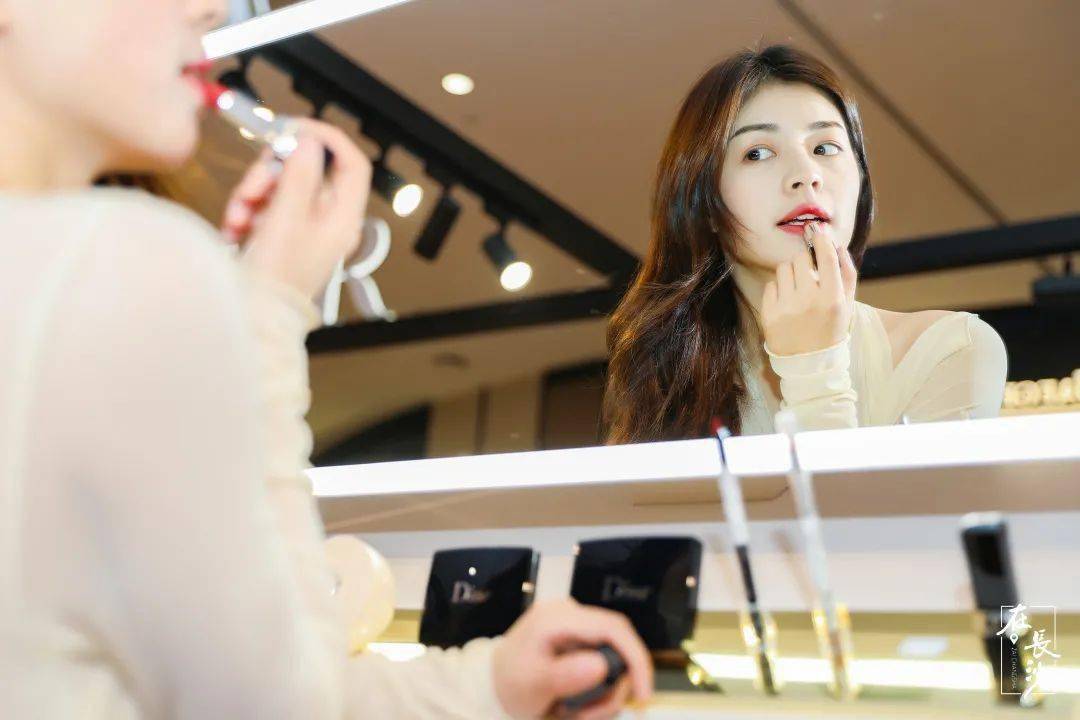 Beauty限时7天，「迪奥花漾新年限时展」惊艳登陆长沙，一同耀启花漾新年！
