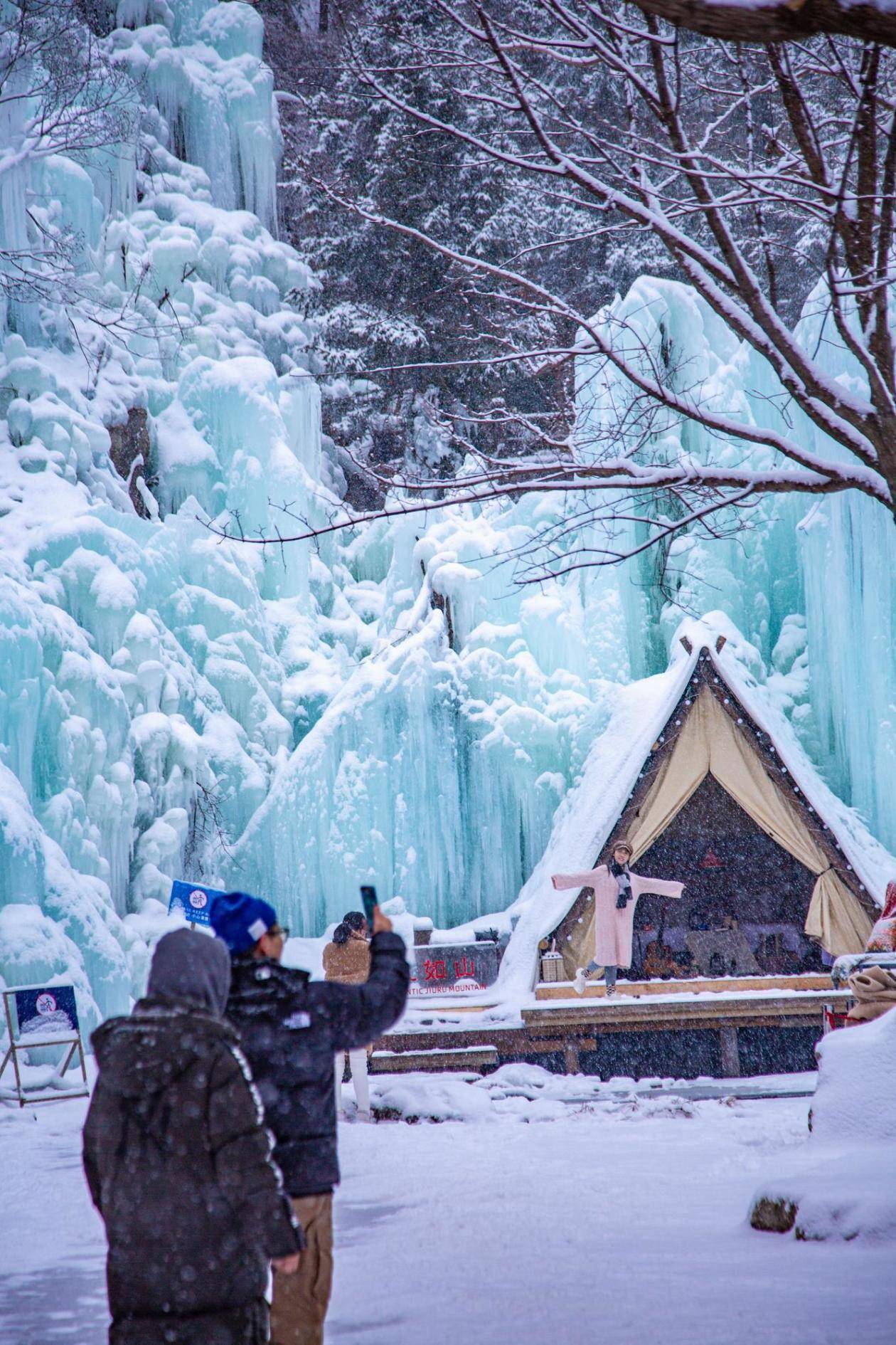 如山|冰雪仙境！ 山东济南九如山迎来降雪