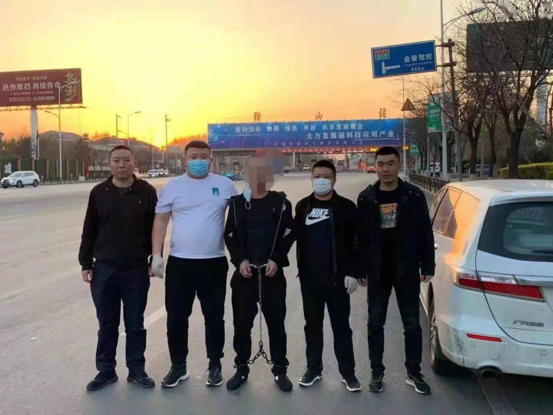 扎旗警方打掉一起重大贩卖毒品案_李某某_陈某某_冰毒