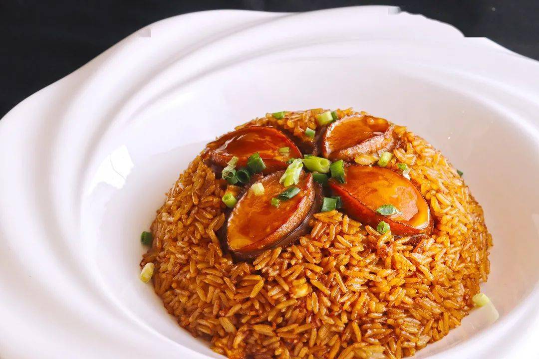 赠12间房06999起2位人广五星酒店网红旋景餐厅套