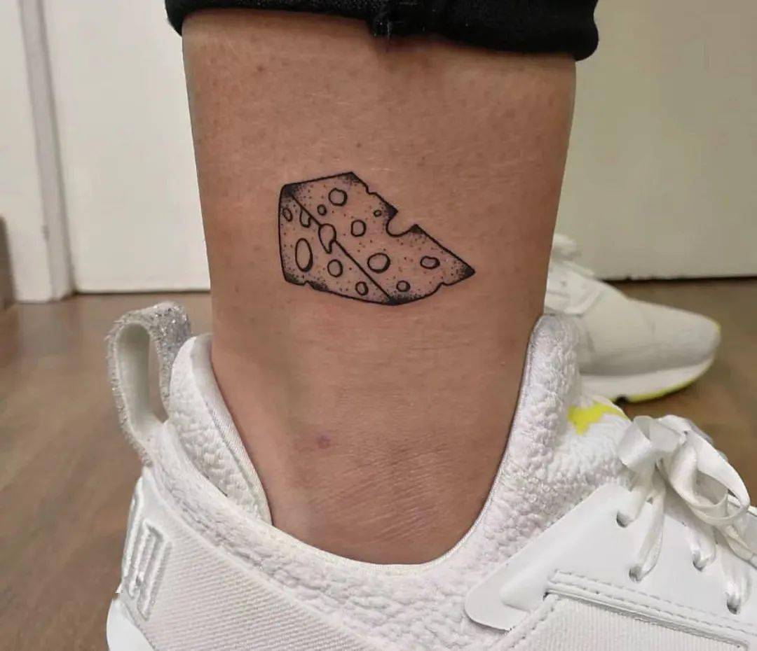 营养价值丰富的奶酪纹身