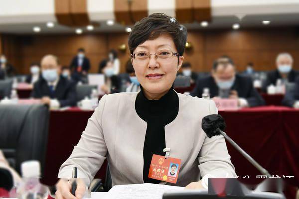 黑龙江省人大代表曹永鸣:多维联动促"双减"落地 打造义务教育新生态