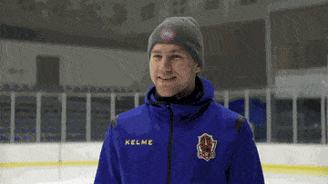 学打|全球连线|跟俄罗斯教练学打冰球体验如何？