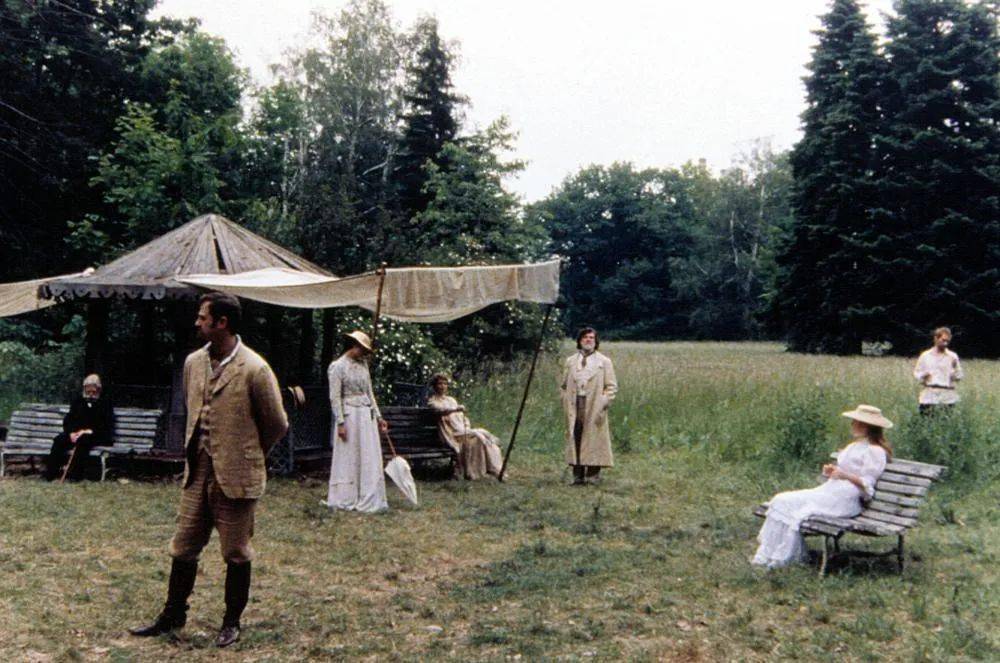 变色龙|“没有人愿意爱我们中的普通人”