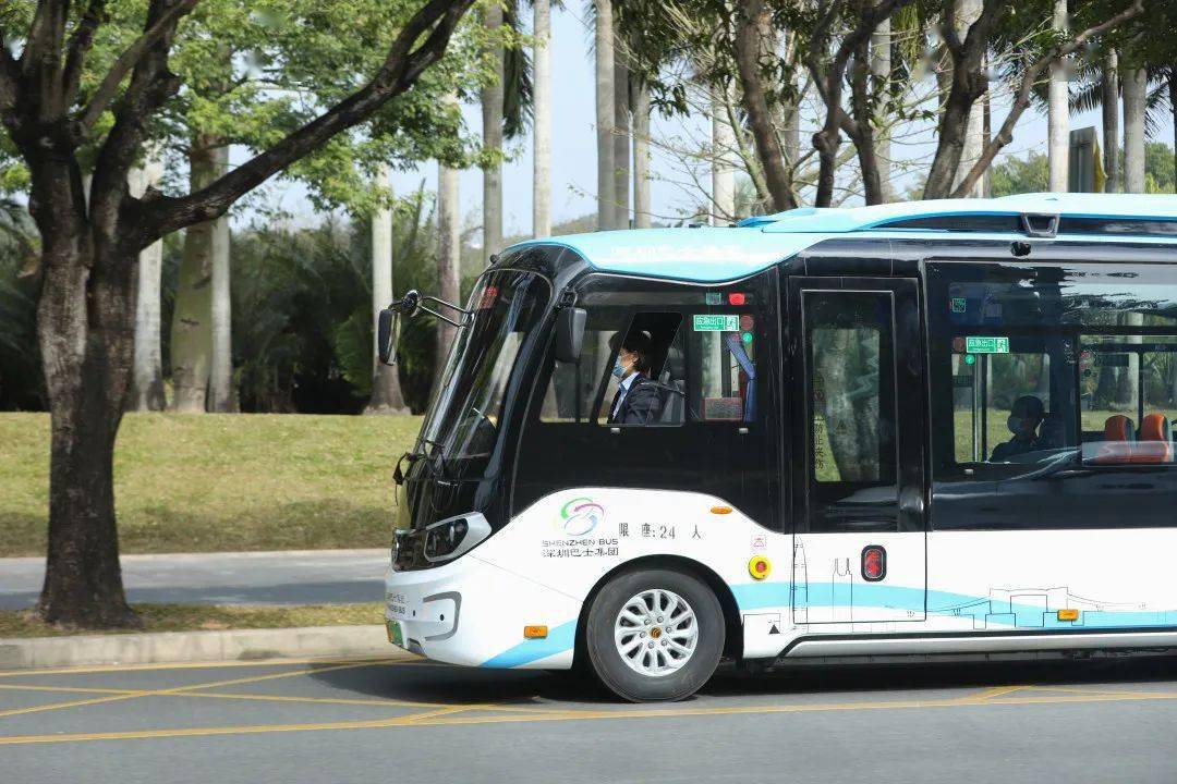 山公園和深圳灣公園的停車場現已開通網上預約服務市民出門前便可提前