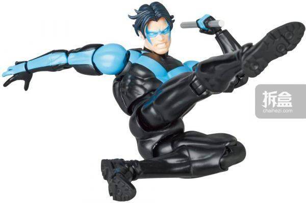 人偶|MAFEX DC漫画版 蝙蝠侠缄默 夜翼 NIGHTWING 可动人偶