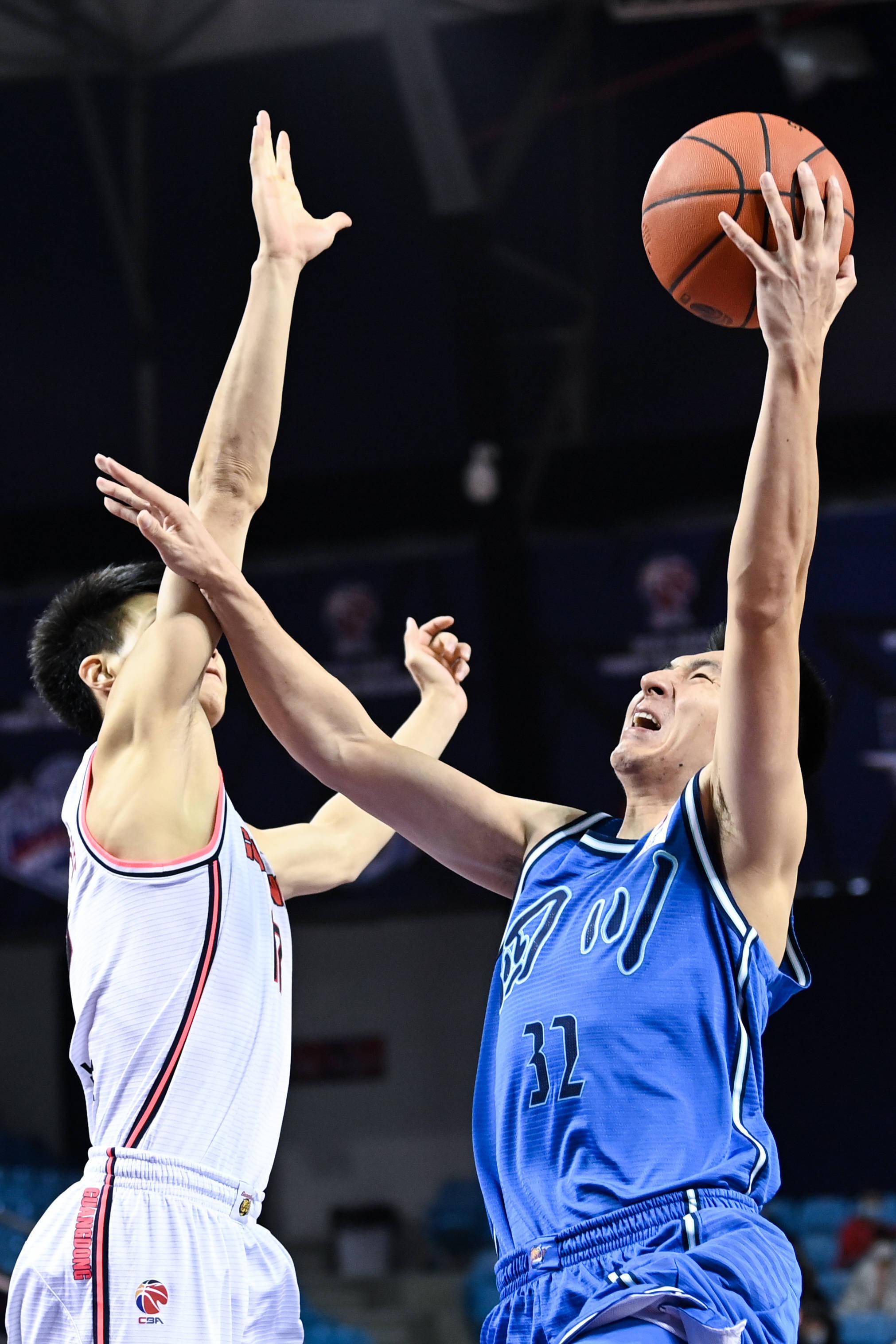 篮球——cba第二阶段四川金荣实业不敌广东东莞大益