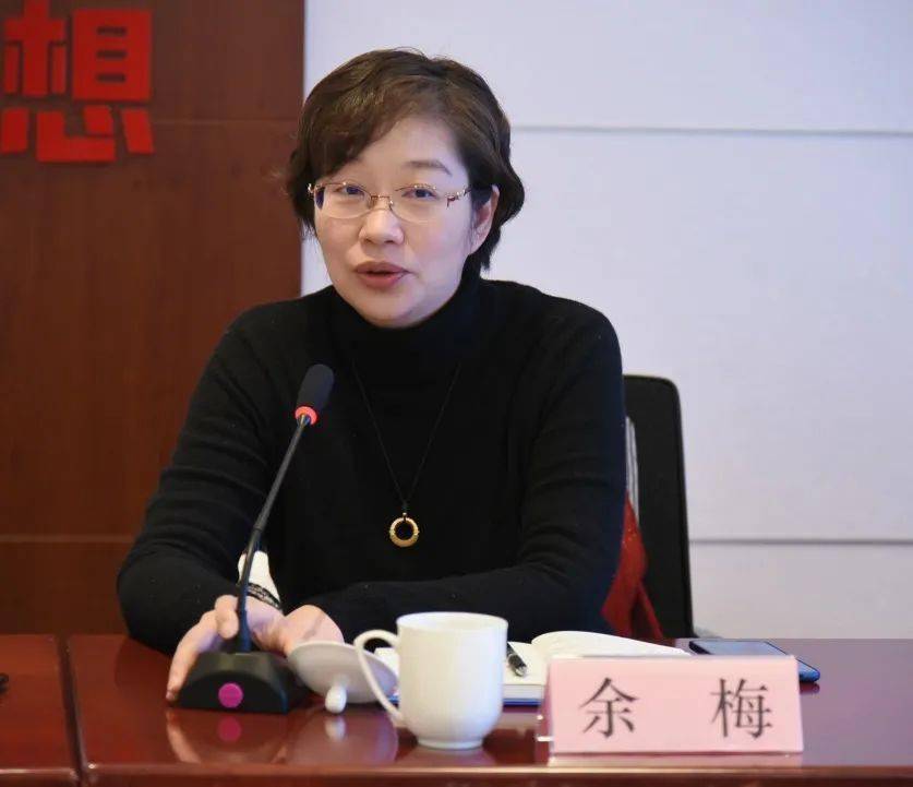 副局长徐世平,马桥镇党委副书记,镇长刘冬梅,副镇长陈钟,相关部门及