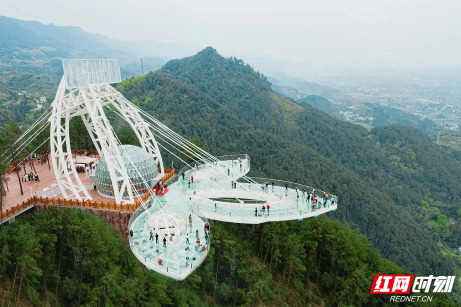 平台|平江石牛寨悬空玻璃观景平台即将开放 景区万元征名