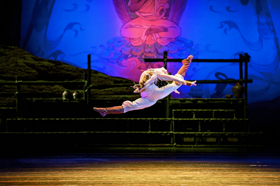 大梦敦煌20年:一部国家经典舞剧的前世今生_中国_剧照_文化