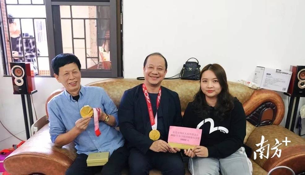 爱心满满正能量东莞市残疾人福利基金会慰问残奥会运动员