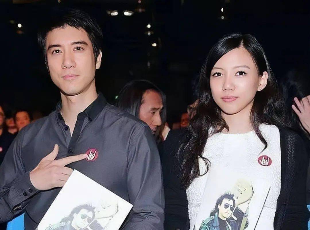 王力宏女友李靓蕾_王力宏李靓蕾结婚照_王力宏女友李靓蕾照片