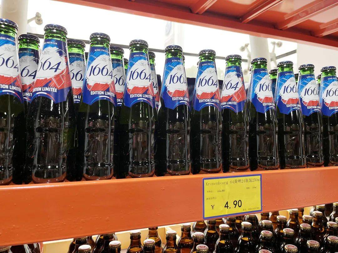 酒水|100元能买一购物车！松江这几家“零食奥特莱斯”，你逛过吗？