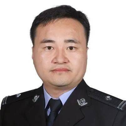 致敬身边的榜样