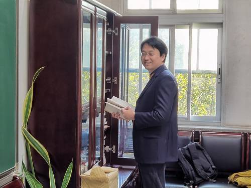 科学|杨振宁“关门弟子”翟荟：“最笨”的方法做科研