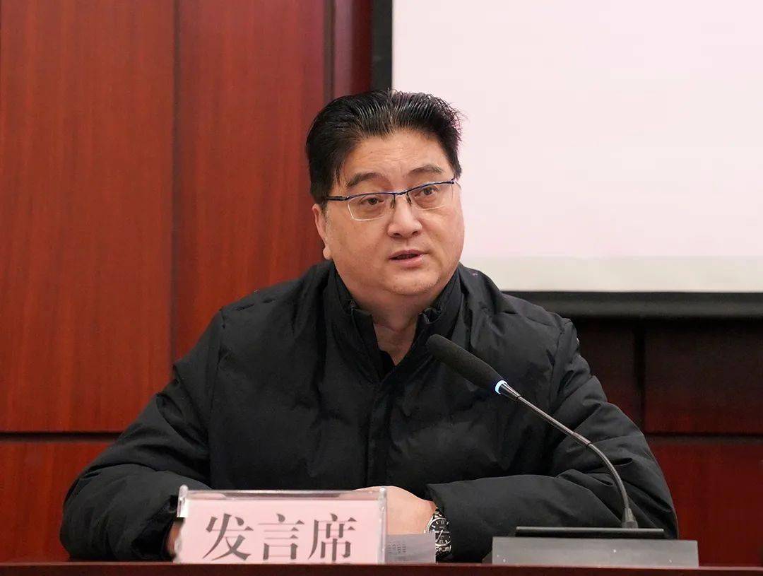 副馆长王炬表态发言来源 | 浙博组织人事部返回搜狐,查看更多