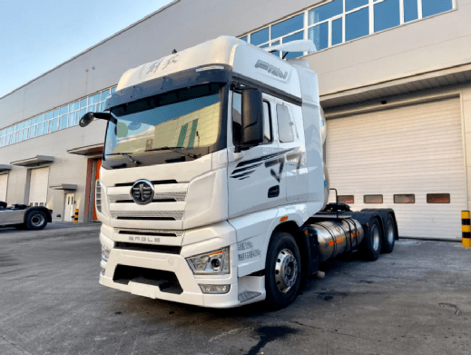 2022国产高端重卡大比拼解放鹰途重汽黄河红岩杰狮等12款车型卡友最