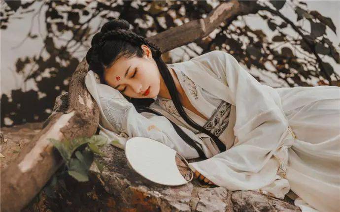 你可舍得许我东宫之主?"_刘玥_周成明_照片