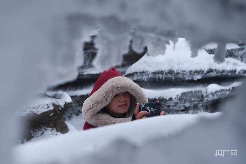 游客|贵州松桃：赏雪过大年