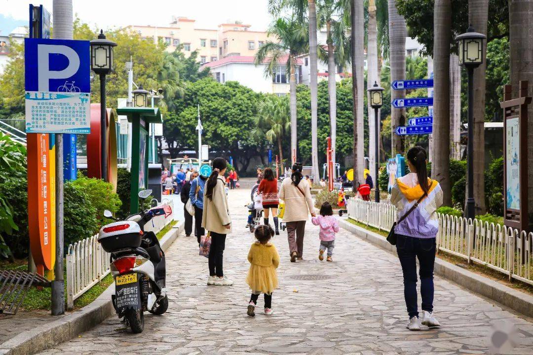 深圳"空姐村",要火?_黄田村_美食_宝安机场