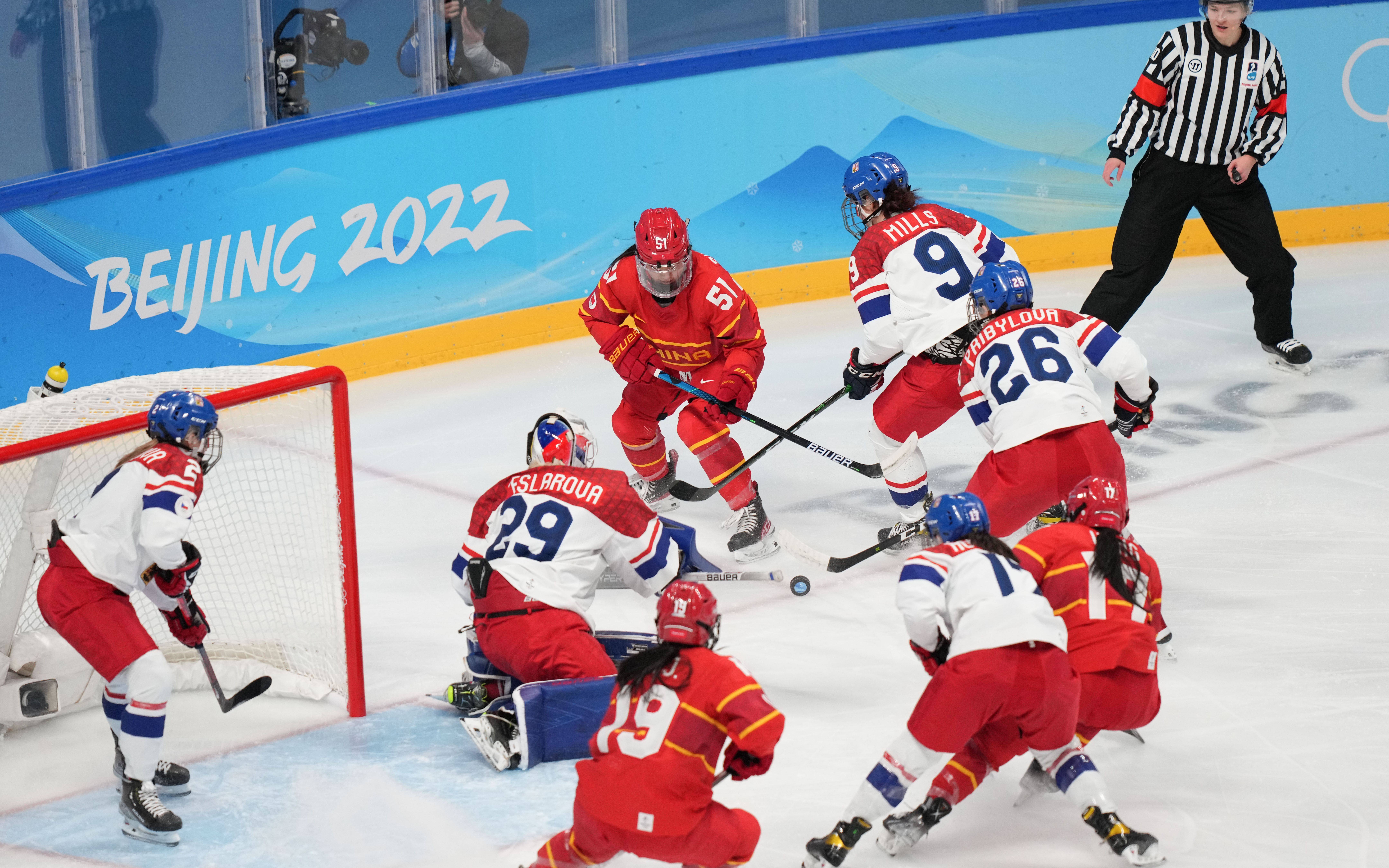 12年后重回冬奥会大舞台，中国女冰首秀1比3不敌捷克队