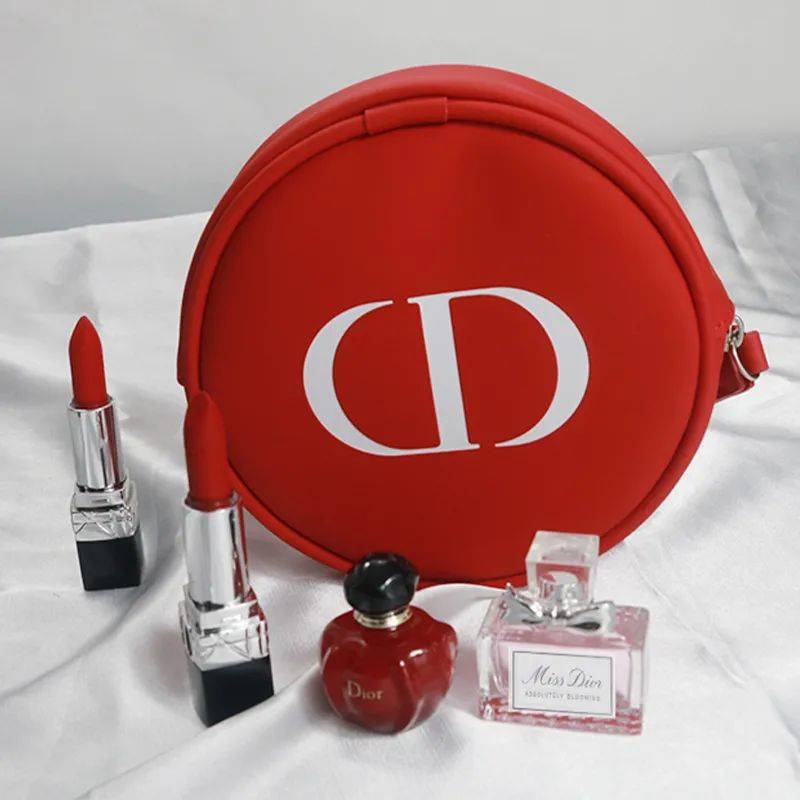 dingDior香水和口红,仙女bi备,闭眼买都不会错