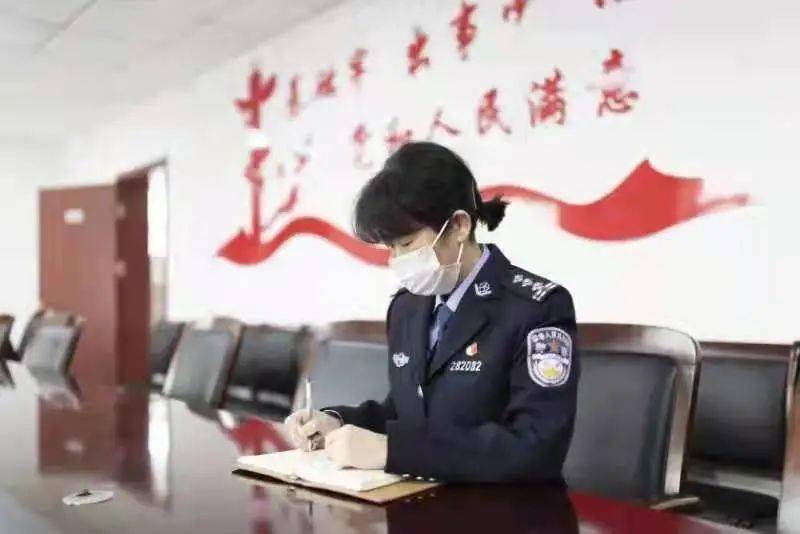 刘金强|我在岗位上丨携手并肩的警营浪漫