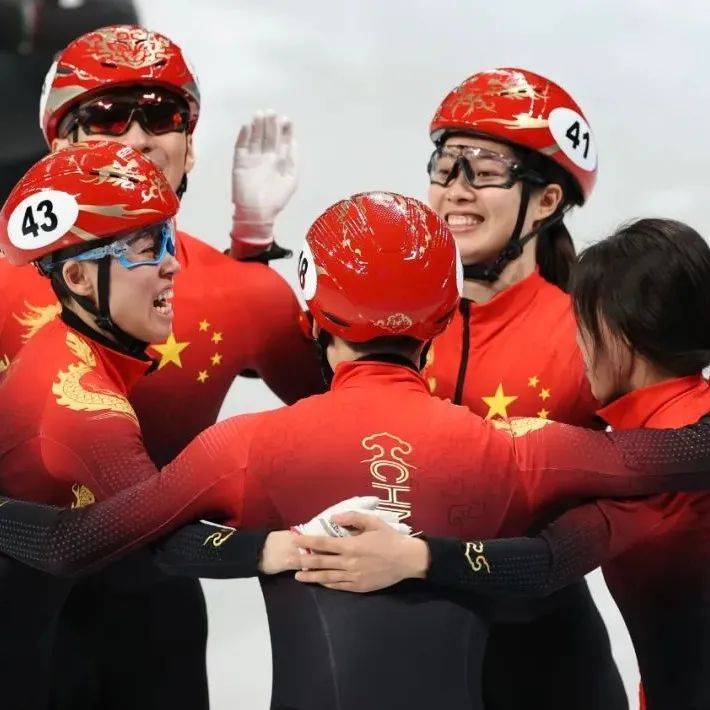刚刚,中国队首金!_接力_张仁_视点