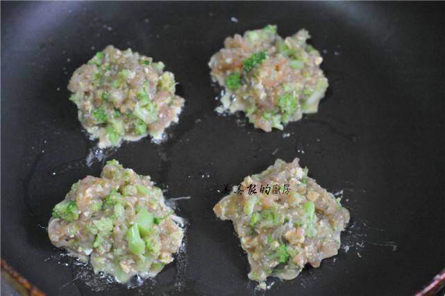 甜藕的热量 5c89f9f1a8364574a52178ab4deb4502.jpeg