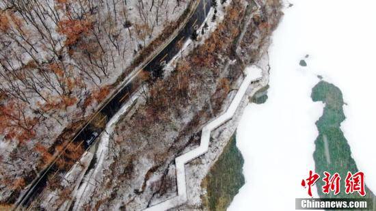 宁静|甘肃宕昌：雪浴“藏羌家园”