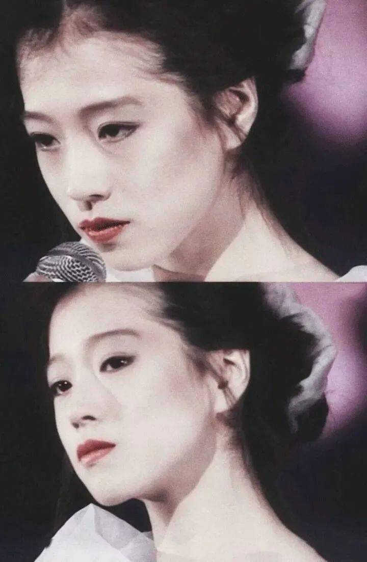 脸部鞠婧祎捂着全网的生图,居然还是流出了···