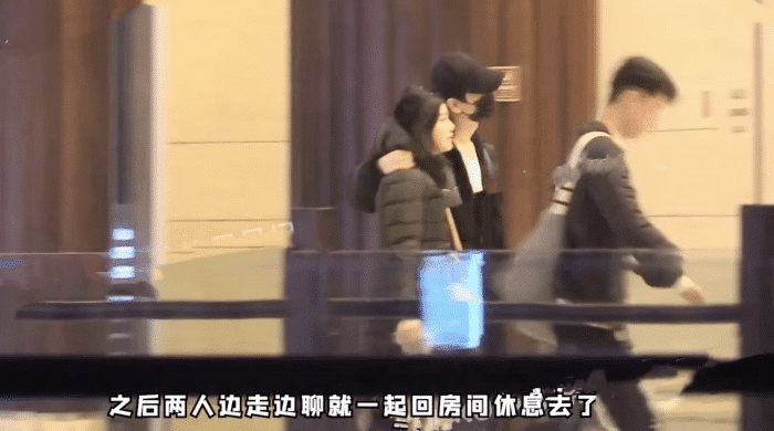 M6 米乐陈妍希做亲子瑜伽将儿子高高托举小星星模仿妈妈动作互动有爱(图10)