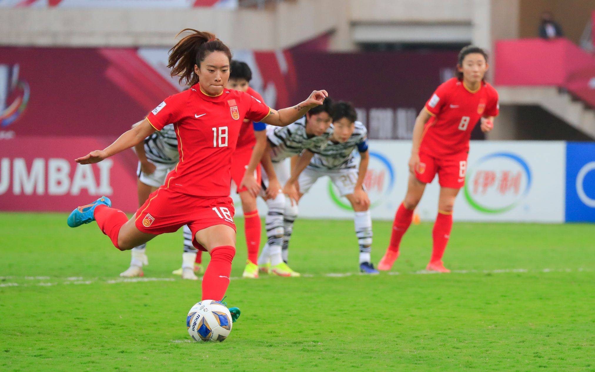骄傲！中国女足官方凡尔赛：第9次夺冠，超过任何对手2倍以上_决赛_亚洲_日本女足