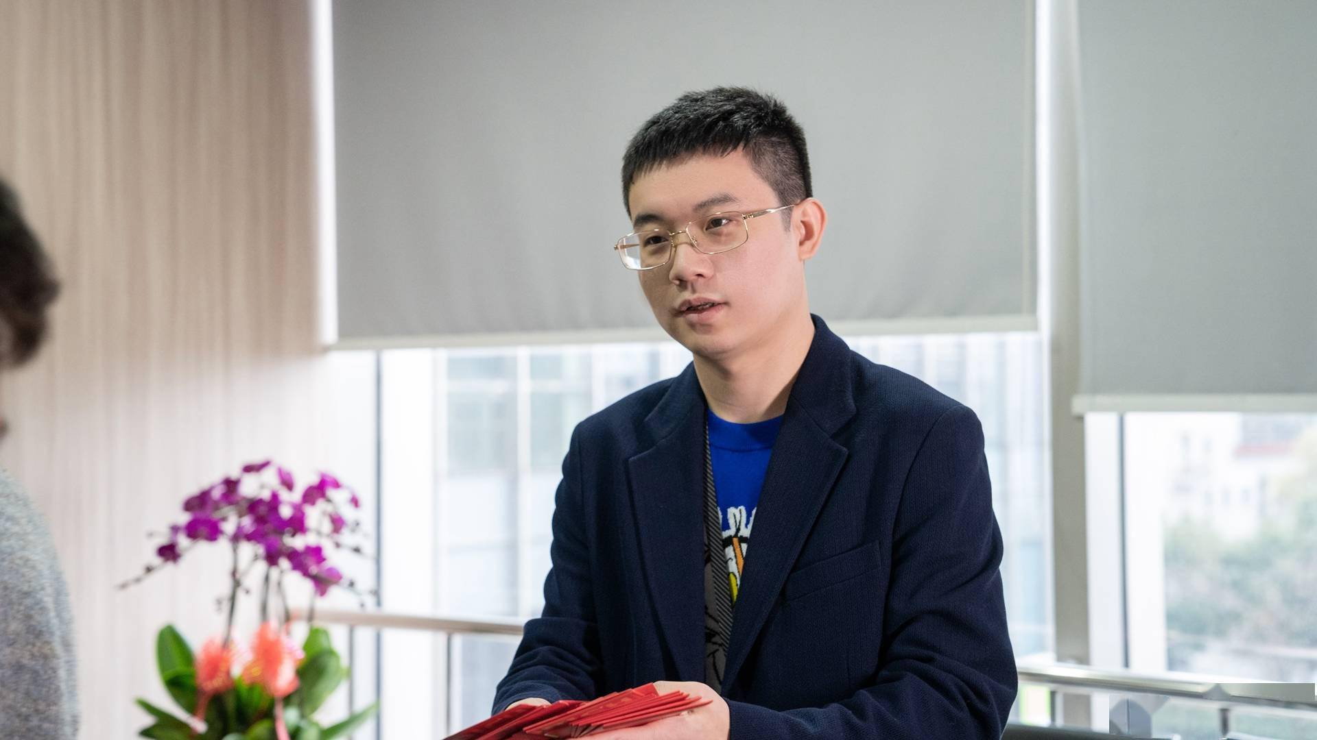 小象大鹅2021年荣获佳绩新春之际窦雨潇亲自给所有员工发红包