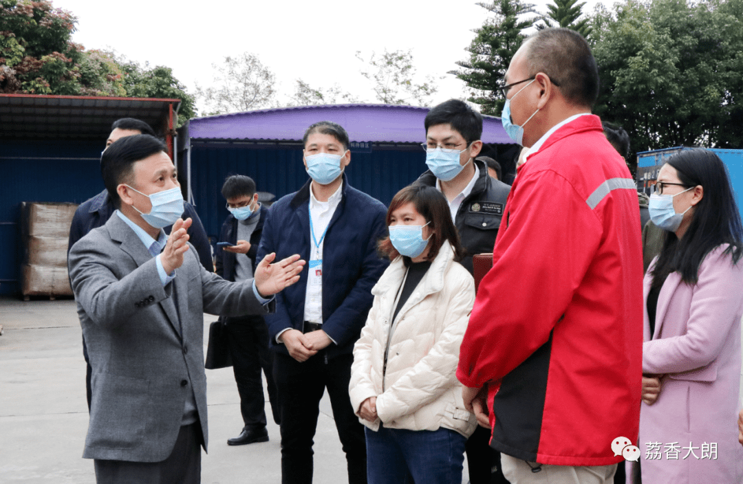 陈福坤书记深入企业和核酸采样点调研督导