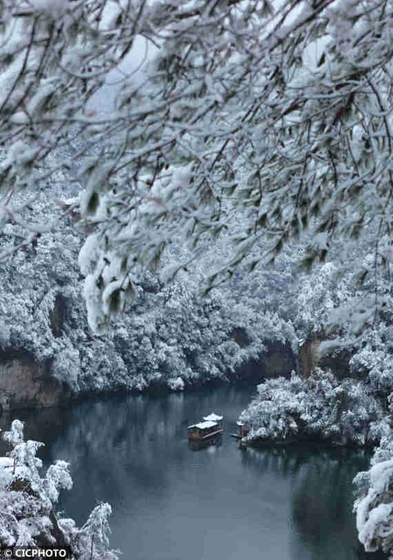 张雪|湖南张家界：雪韵宝峰湖 乐游山水间