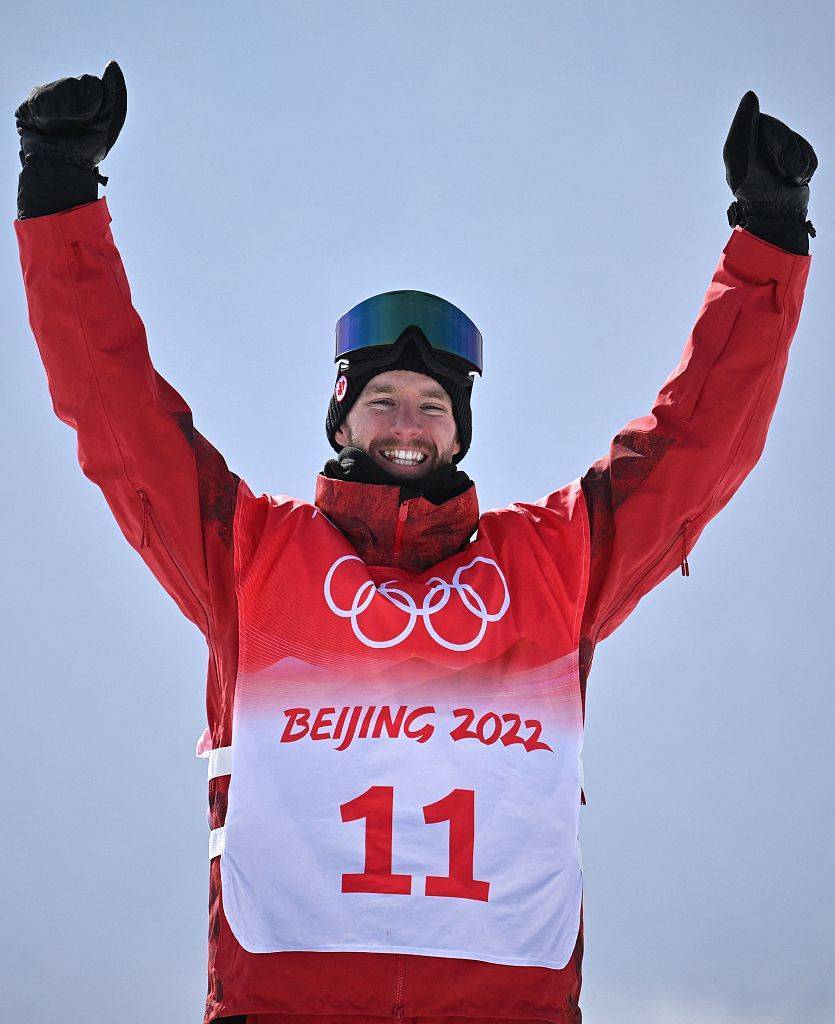 马克斯·帕罗特|传奇！加拿大运动员北京冬奥斩获金牌，曾接受过12次化疗