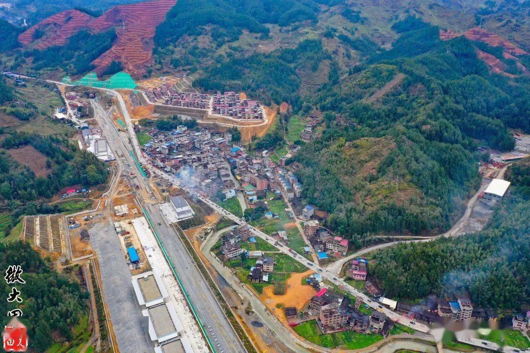 每年正月初八,福建省大田县石牌镇小湖村都会举行隆重的祭祀仪式,祭祀