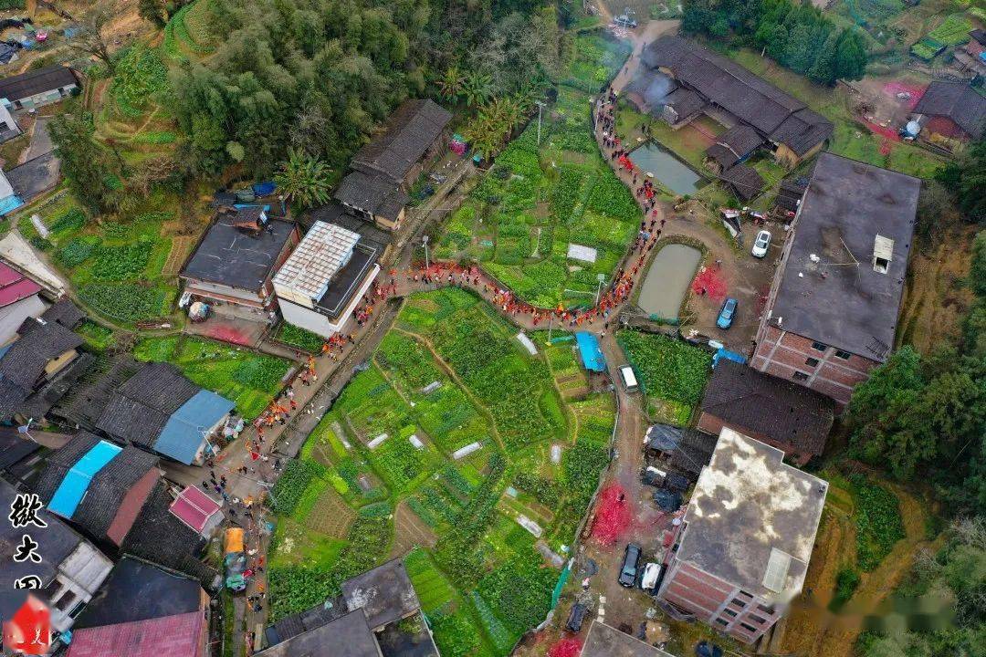 每年正月初八,福建省大田县石牌镇小湖村都会举行隆重的祭祀仪式,祭祀