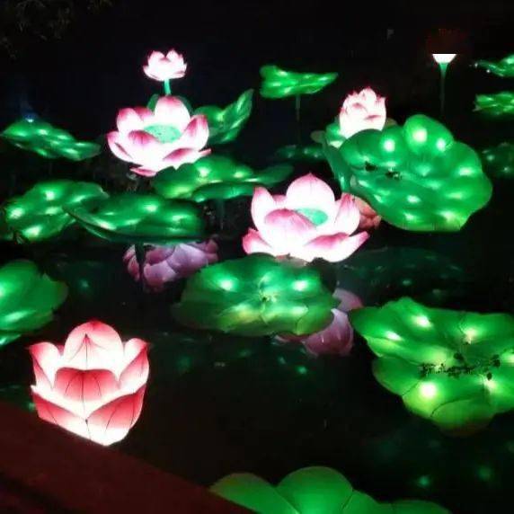 元宵节来灞陵桥景区赏花灯了